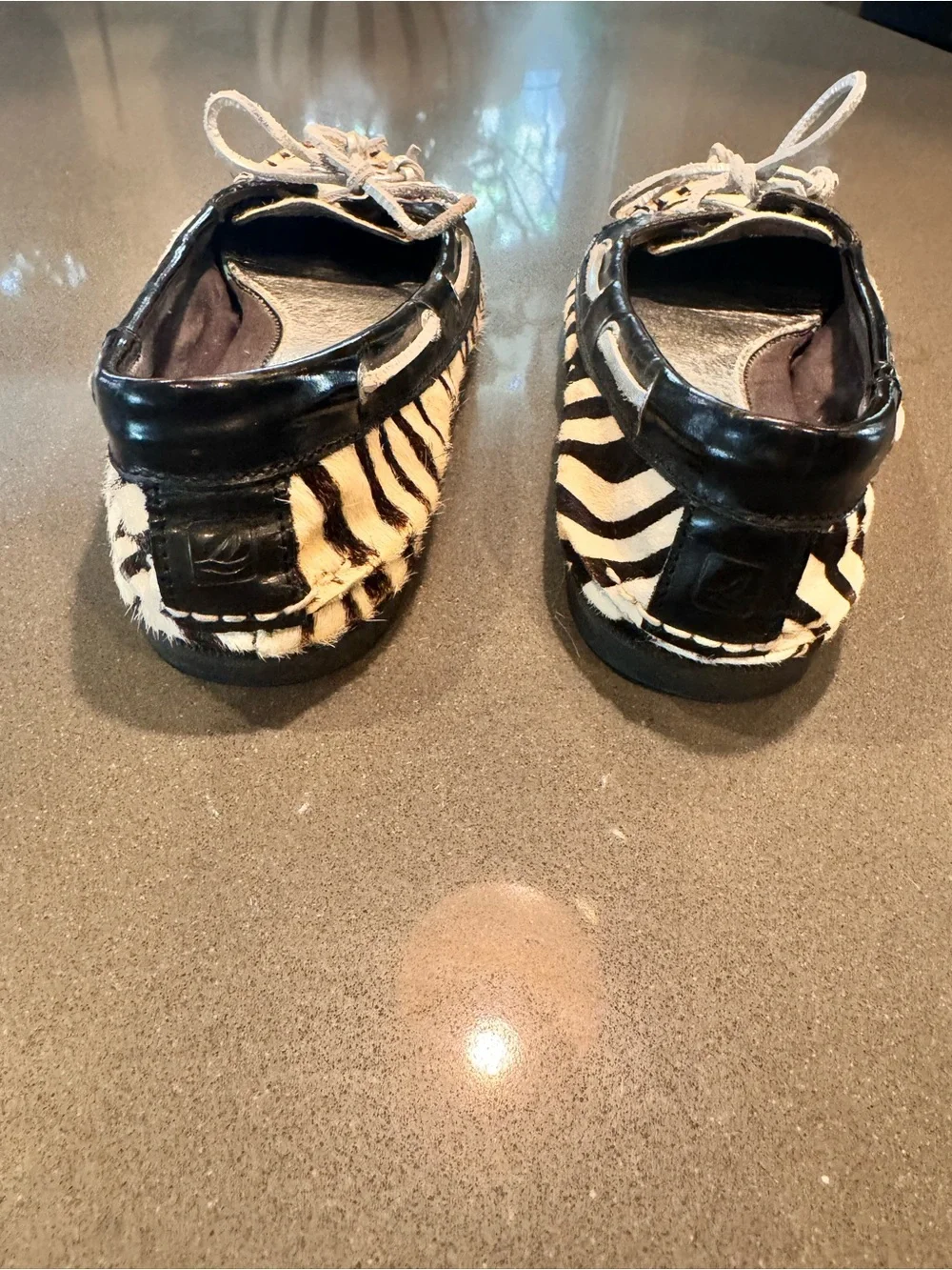 Sperry Zebra-Print Moccasins/Loafers in Black & White with Tie sz 7